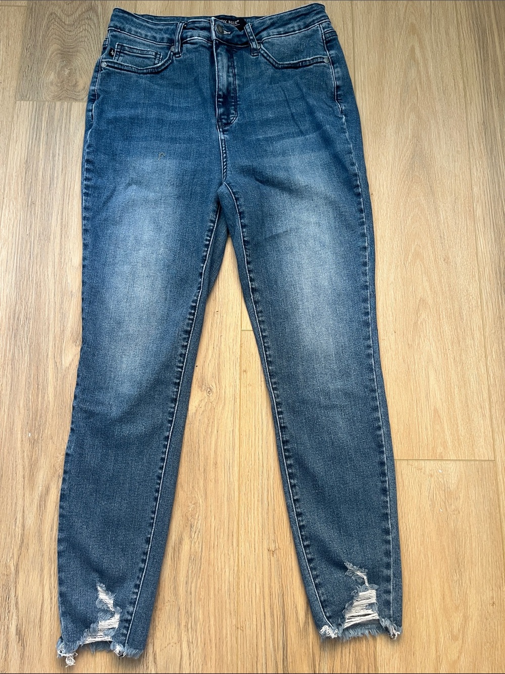 Judy Blue Medium Blue Wash Ripped Hem Skinny Jeans